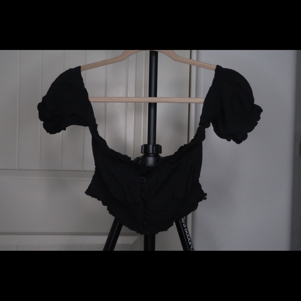 Olivaceous crop top